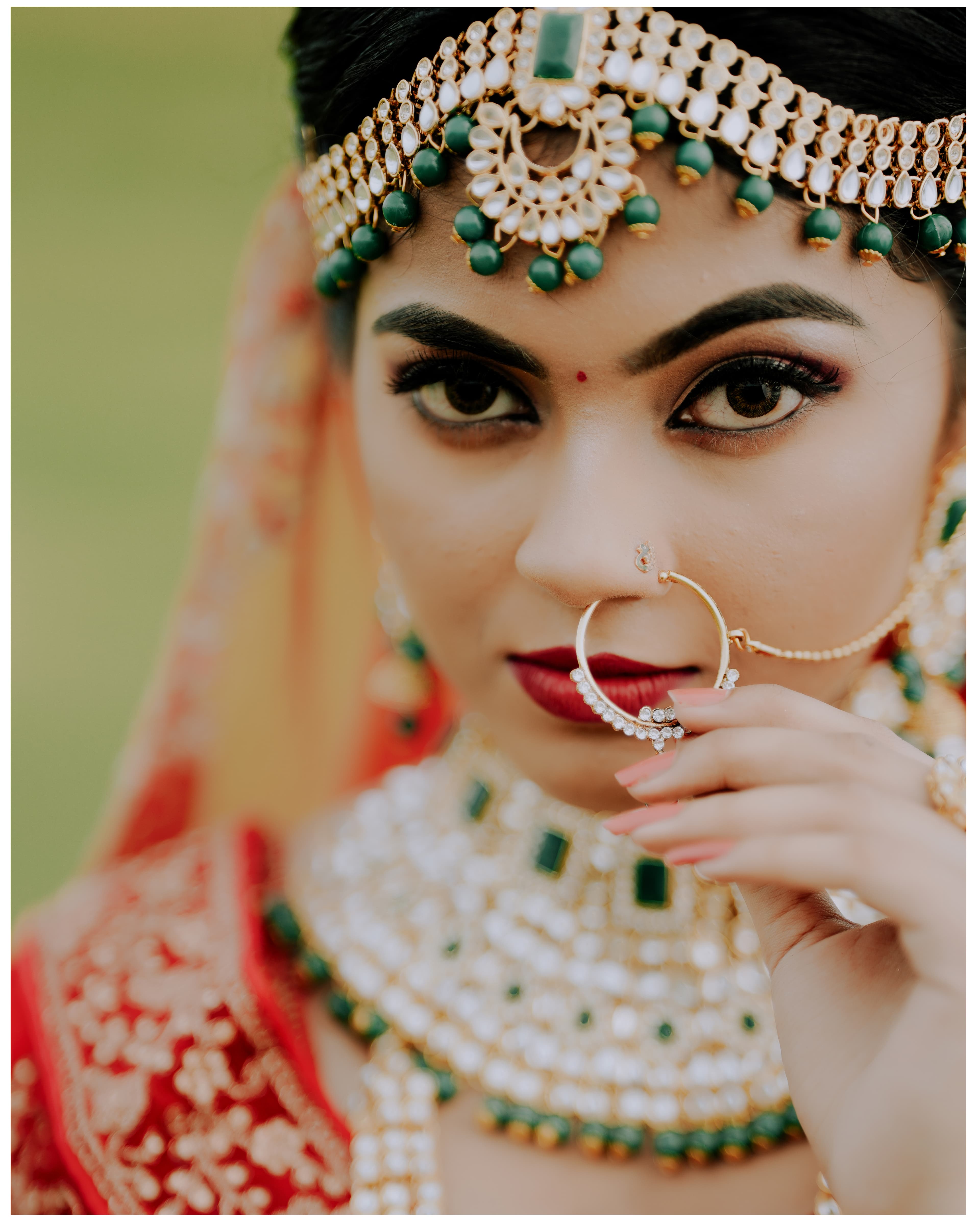 Bride with elegant makeup